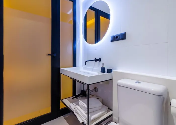 Flatguest Roomtiques Private Guest house 3*