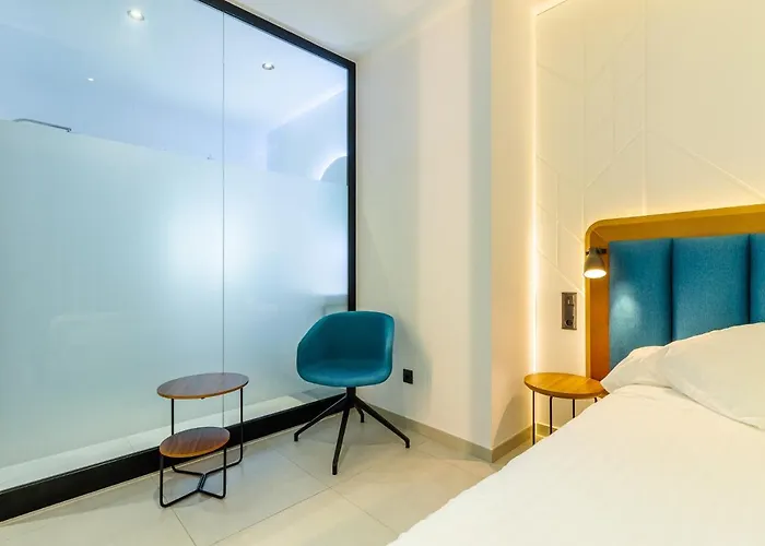 Flatguest Roomtiques Private